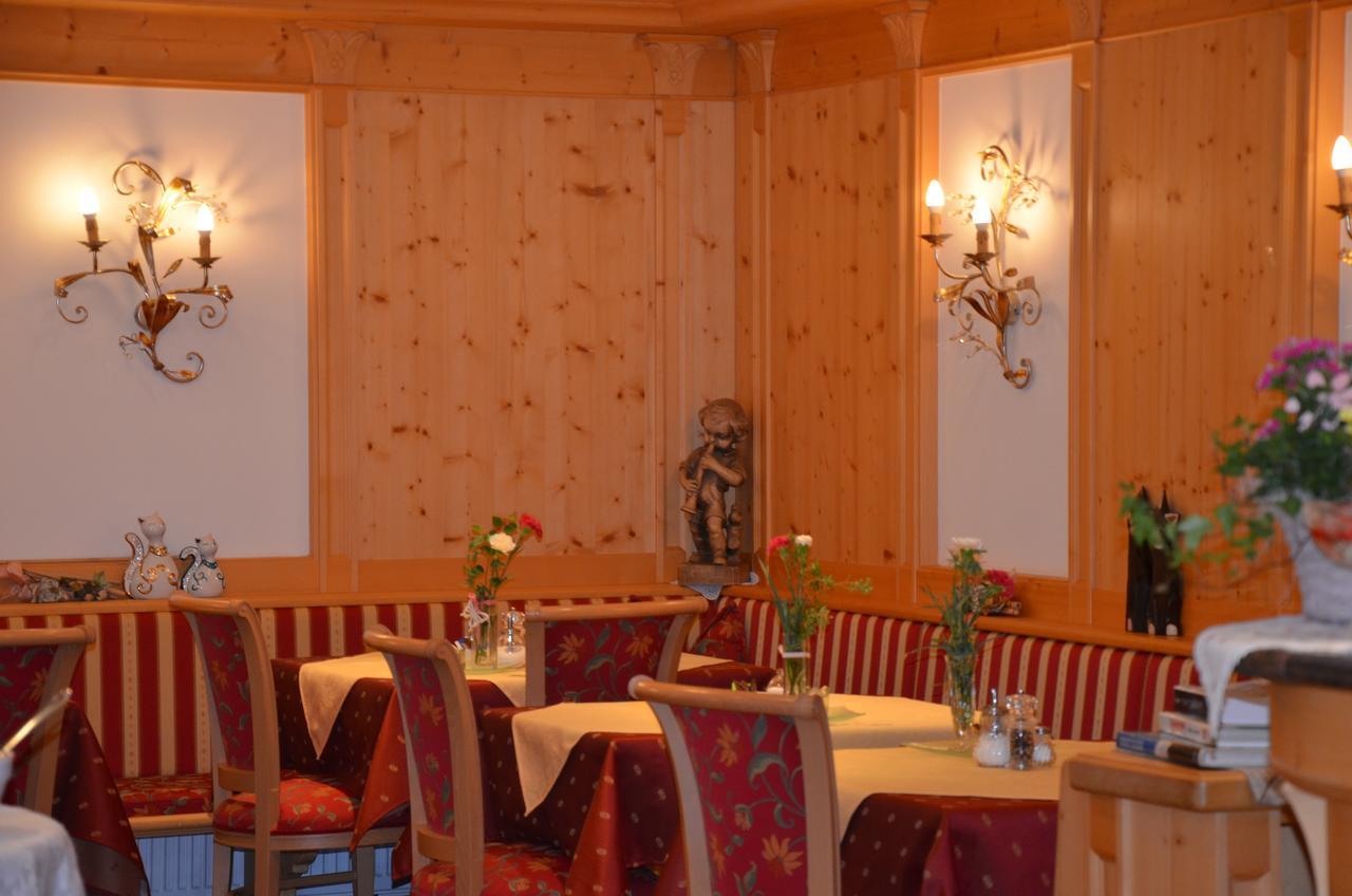 Garni Franca B&B Selva di Val Gardena Exterior foto